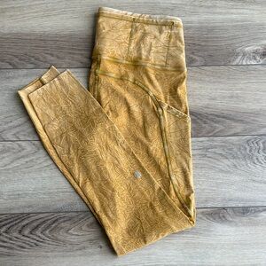 Lululemon Fast and Free size 8 High Waisted Gold Leggings